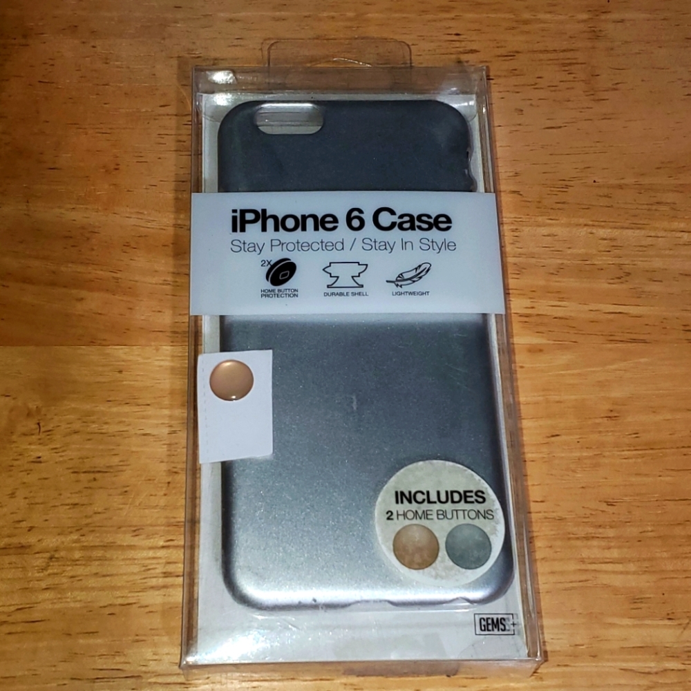 iPhone 6 case in silver case with champagne home button